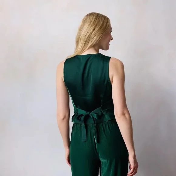 NWT LC Lauren Conrad Velvet V-Neck Vest Green Size L - Picture 2 of 6